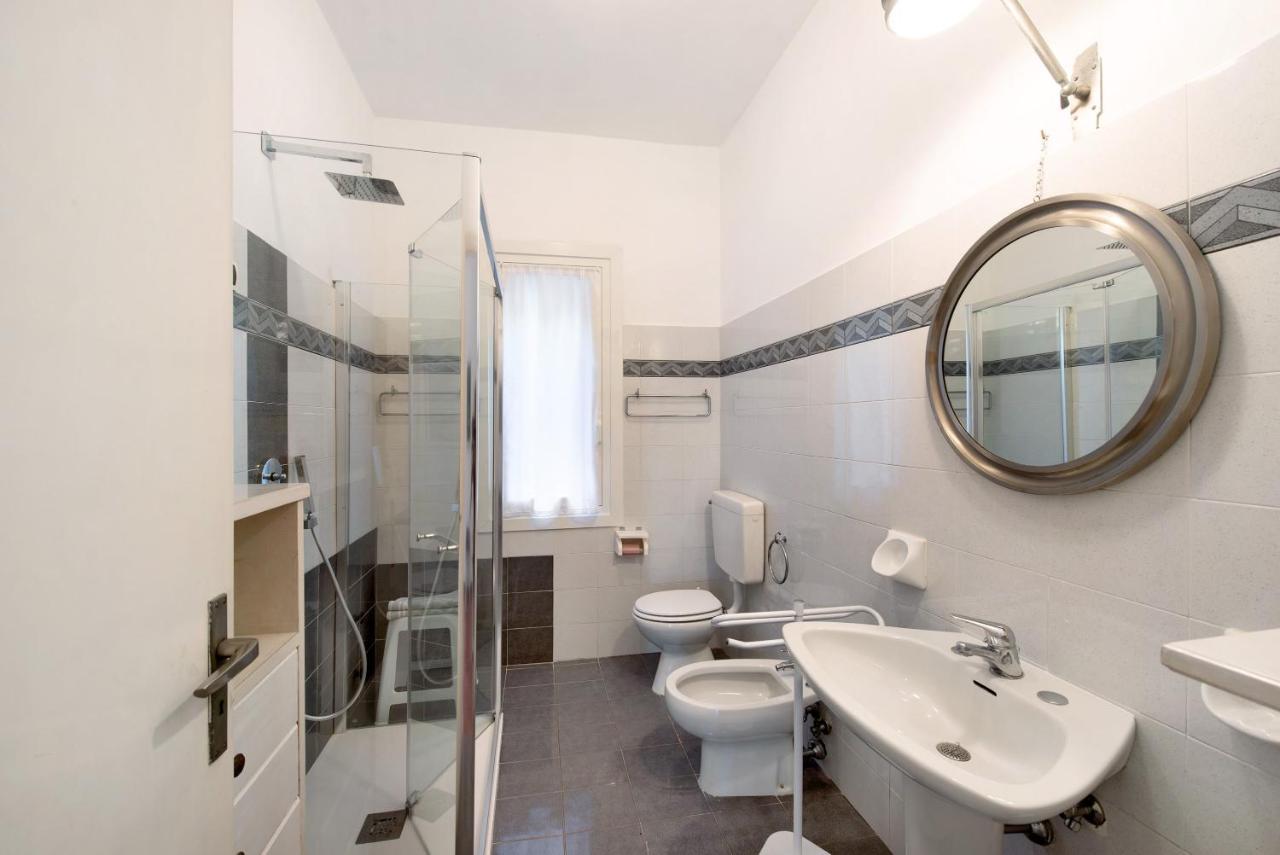 Casa Nina Appartement Arenzano Buitenkant foto